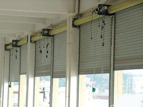 望牛墩東莞電動卷閘門的有關優勢及特色