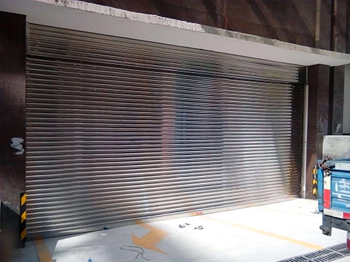 望牛墩東莞電動卷閘門的門簾升降過程和背后機能